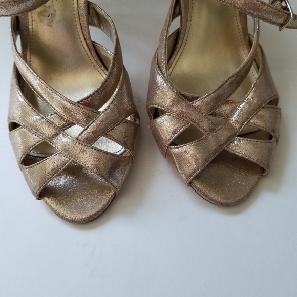 Mia gold slingback heels - Picture 3 of 8